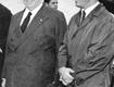 Professor Plinio Corrêa de Oliveira à esquerda e Dr. Adolpho à direita.