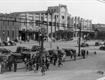 Estação do Norte com destaque para o relógio de rua De Nichile - 1942