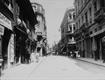 Edifício localizado na esquina à esquerda antes da demolição dos edifícios localizados na atual Praça da Patriarca - 1914